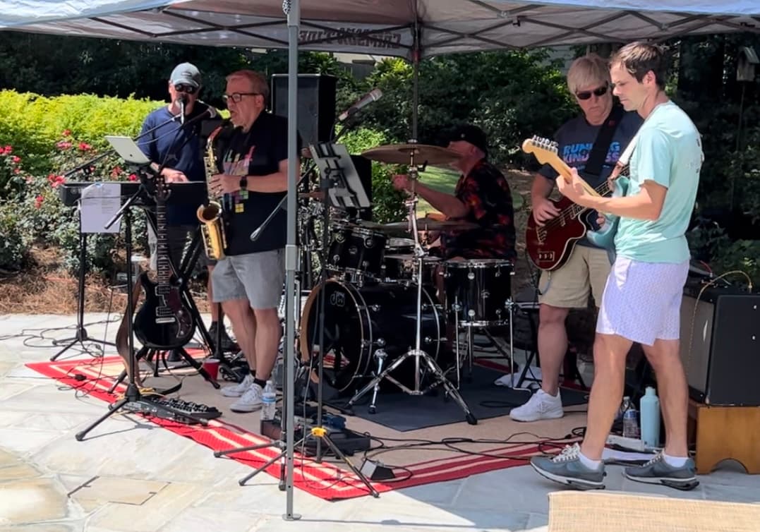 Tetris Lounge / Nowhere Men photo 2